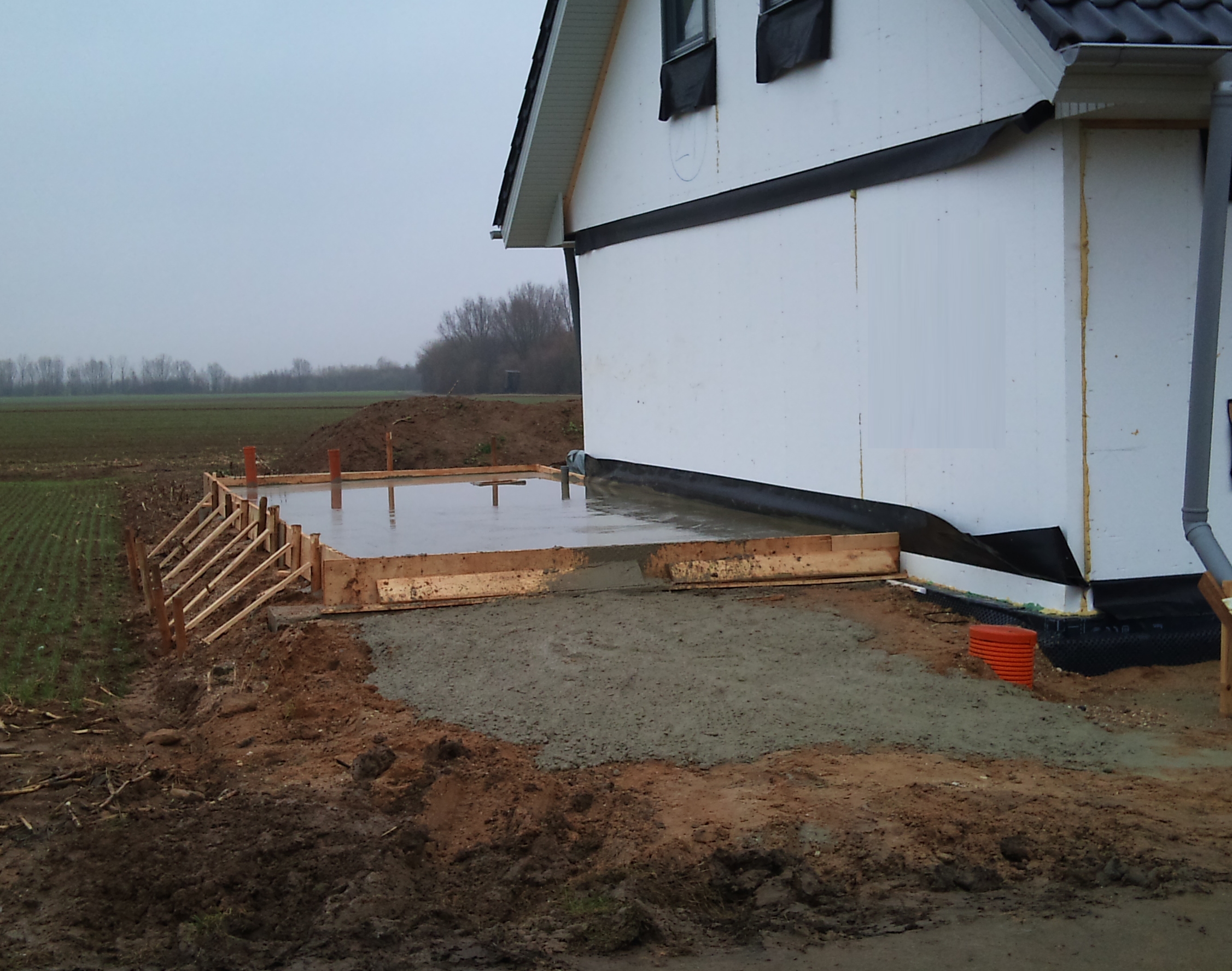 Bautagebuch Fronhoven » Garagensockel